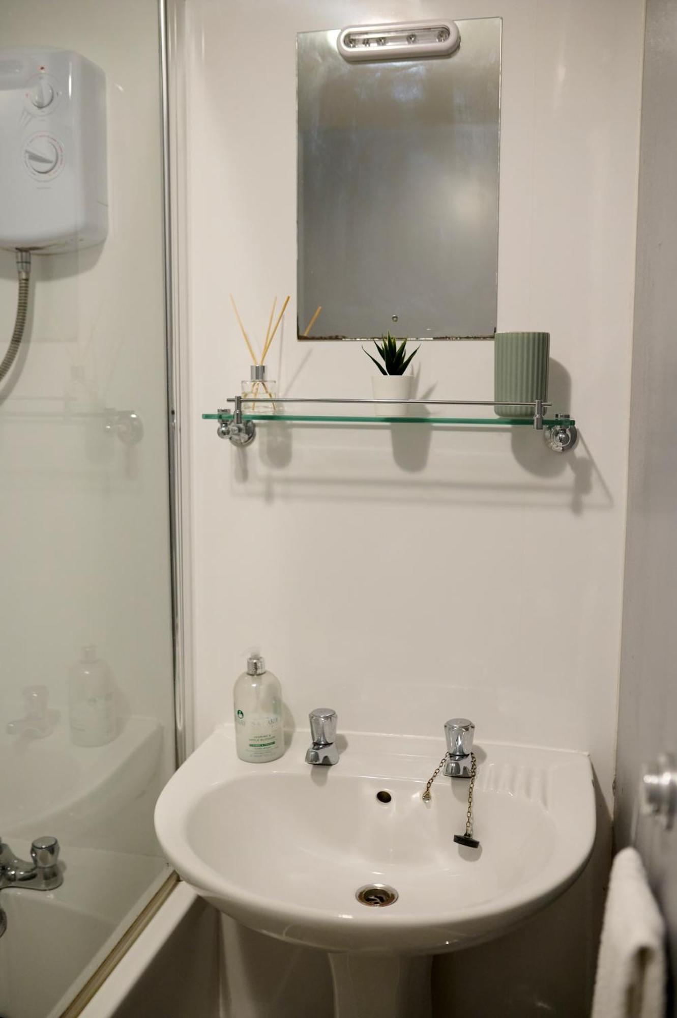 Charming 1Br Apartment Close To Centre With Free Parking Oban Ngoại thất bức ảnh
